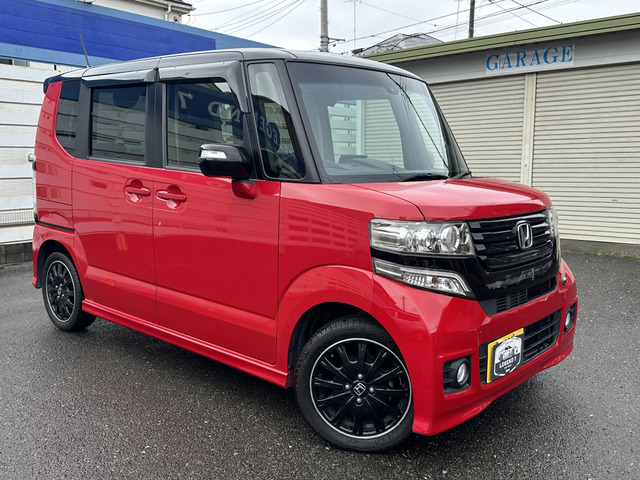 N-BOX カスタムGターボSSパッケージ　Carplay ホンダ N-BOXカスタム G ターボ SSパッケージ CarPlay バックカメラ