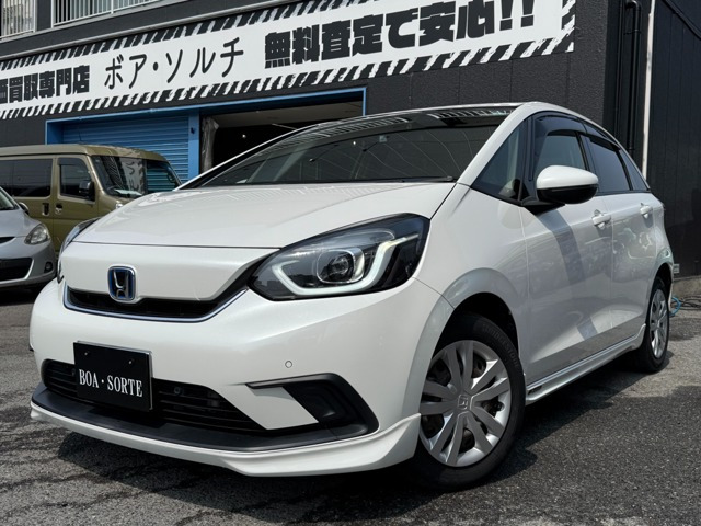 フィット 1.5 e:HEV ホーム 9型インターナビ Moduloエアロ