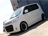 Instagramもチェックください。日々の様子や在庫車をご紹介します!◆Instagramで【royalworks6186】を検索!