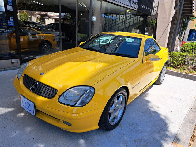 SLKクラスSLK230 コンプレッサーオールペイント済 バリオルーフOH済