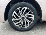 【支払総額推進店】お車をご覧い頂きまして、誠に有難う御座います。在庫車両になりますので、是非ご都合の宜しい時に、見に来て下さい。来店予約をされると、ご案内がスムーズです。