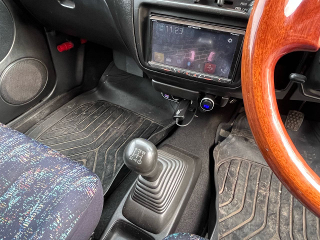 ダイハツ ミラ TR-XX アバンツァート R4 4WD 5MT 外アルミ 外マフラー