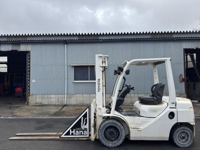 トヨタL&F エンジンフォークリフト 18676