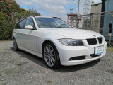 BMW 3シリーズツーリング 320i