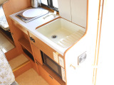 調理時の必需品♪電子レンジ&IHコンロ(発電機又は外部電源使用時♪)!!!8ナンバーの必需品♪シンク!!!