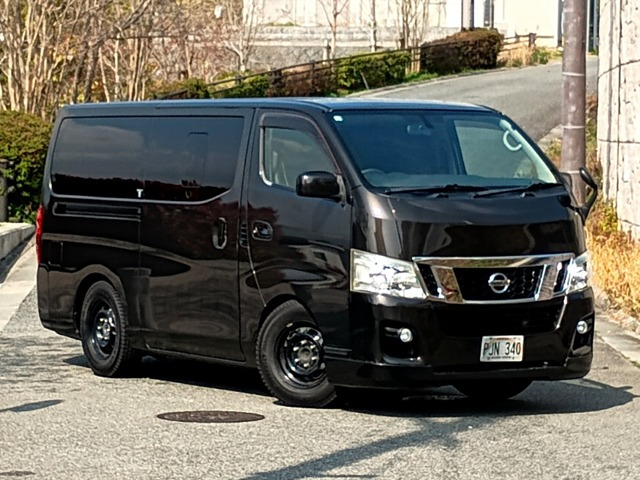 日産 NV350キャラバン 