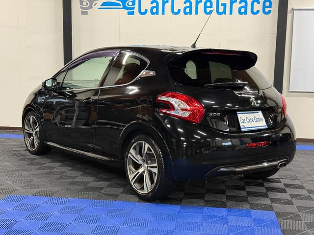 プジョー 208 GTi 6MT 200馬力 ETC 純正ナビ の中古車詳細 (133,000km