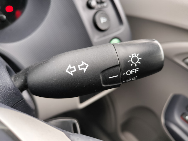 ホンダ インサイト 1.3 L 純正HDDナビ/Bカメラ/ETC/HID の中古車詳細