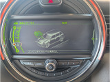 オンボードコンピューター採用によりモニター内にて車輛の状態などの確認ができて安心ですよ!