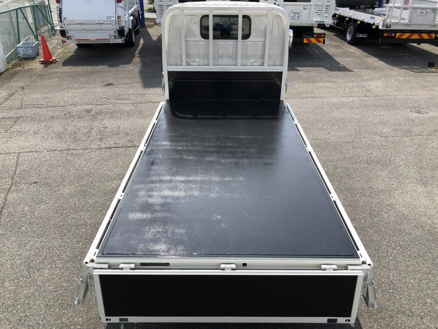 日野 デュトロ 平ボディ 2t積載 4ナンバー AT の中古車詳細 (20,000km