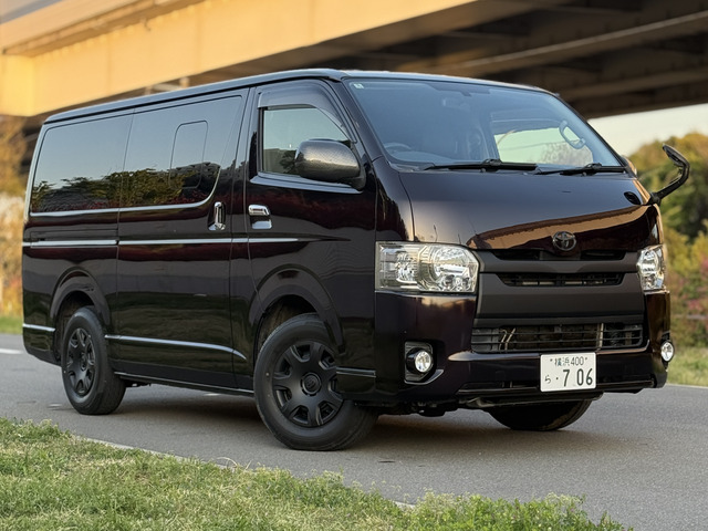 トヨタ ハイエースバン 3.0 スーパーGL ダークプライム ロング 