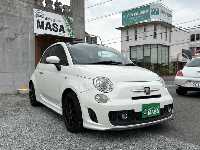 アバルト500Cブラックレザーシート