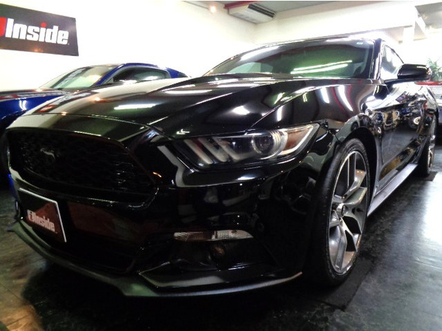マスタング 50イヤーズ エディション エコブーストプレミアムブラックカラー