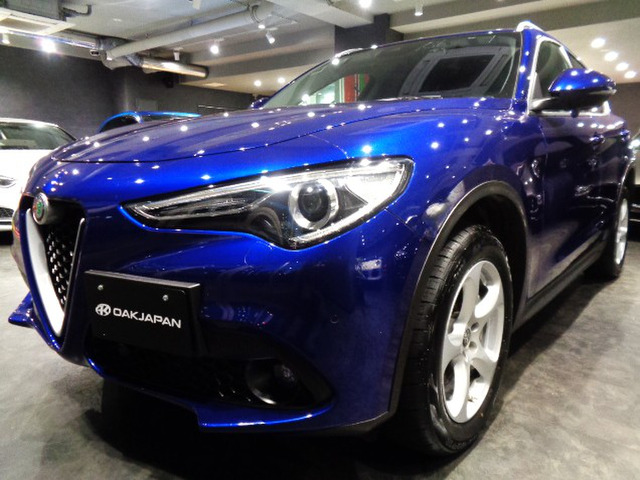 アルファロメオ ステルヴィオ 