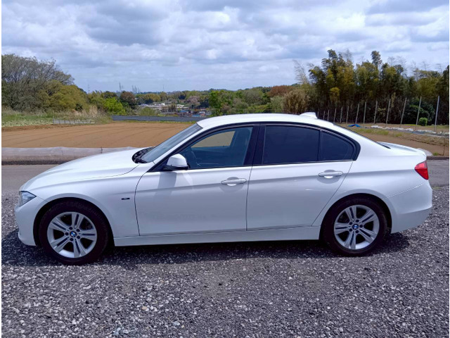 BMW 3シリーズセダン 320i スポーツ 現状販売 の中古車詳細 (99,304km