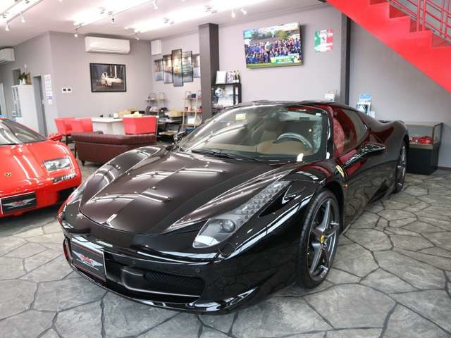 458イタリア F1 DCT F1 DCT Nero Stellato