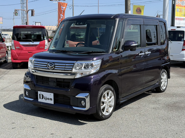 ダイハツ タントカスタム 