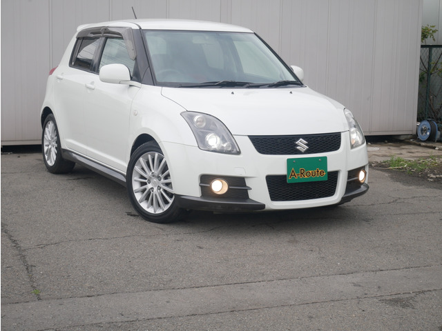 スイフト 1.6 スポーツ 5速 8700km ワンオーナー