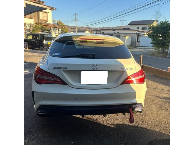 メルセデス・ベンツ CLAシューティングブレーク AMG CLA 45 4マチック