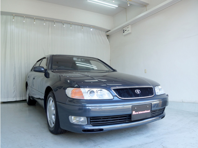 トヨタ アリスト 3.0 V ☆ノーマル車☆2JZ-GTE☆保証書取説 の中古車