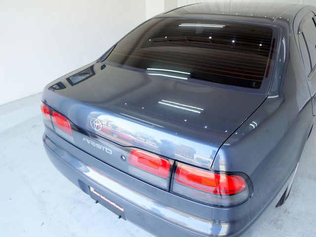 トヨタ アリスト 3.0 V ☆ノーマル車☆2JZ-GTE☆保証書取説 の中古車