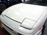 保管状況もよく光沢のあるホワイトカラーのボディ&ピュアスポーツの証リトラクタブルヘッドライトです修復部はFバンパー右角取付部の軽微なもので綺麗に補修され高速走行を含む走行チェック済みで安心です