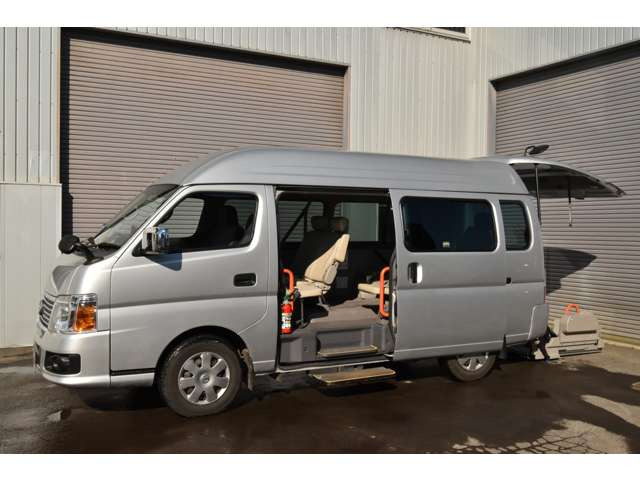 日産 キャラバン 車椅子移動車 ストレッチャー付き 4WD の中古車詳細