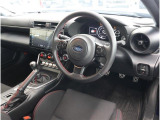 BRZ 2.4 R 6速・18AW・マフラー・Dオーディオ付