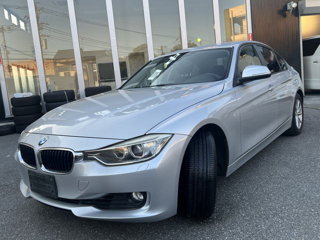 3シリーズセダン 320i 