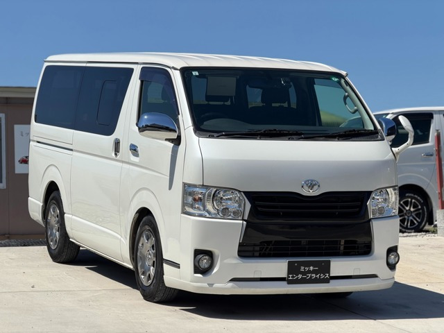 トヨタ ハイエースバン 