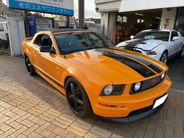 フォード マスタングコンバーチブル V8 GT グラバーオレンジ ETC 社外