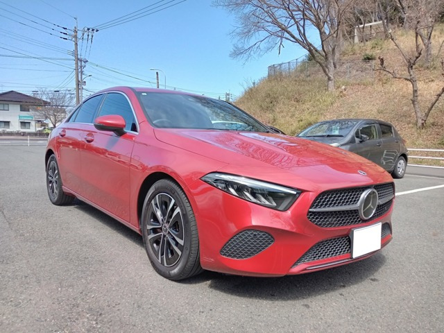 Aクラスセダン  ハーフレザー 18AW LEDライト