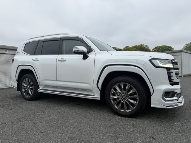 トヨタ ランドクルーザー300 3.5 ZX 4WD の中古車詳細 (18,000km
