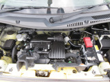 エンジンルームもきれいです