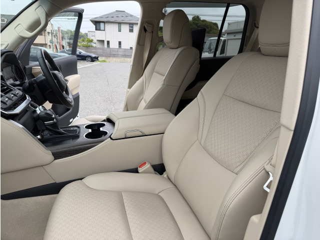 トヨタ ランドクルーザー300 3.5 ZX 4WD の中古車詳細 (18,000km