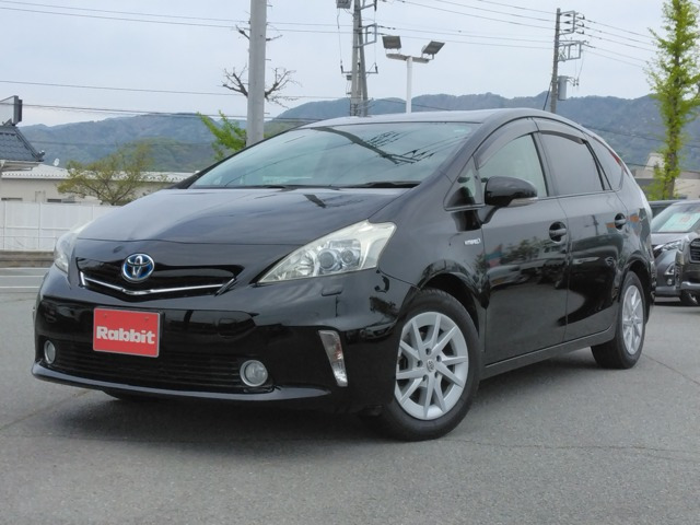 トヨタ プリウスα 