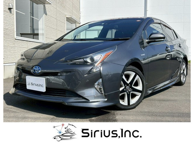 トヨタ プリウス 