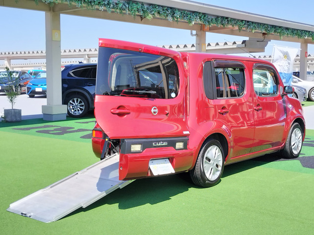 日産 キューブ 福祉車両/純正ナビ/フルセグ/Bカメラ の中古車詳細