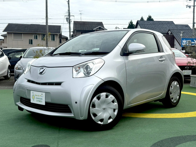 トヨタ iQ 