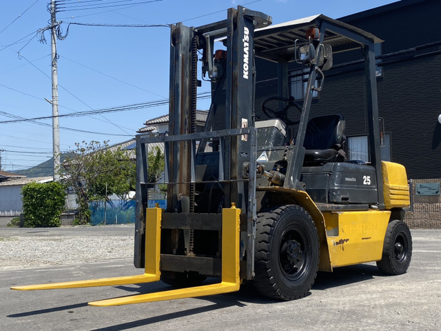 コマツ エンジンフォークリフト FG25-11 4381h