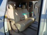 2列目も足元広々♪後部座席も快適に座っていただけます!