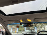 当店は小倉競馬場近く、ドラッグストアモリ様目の前の好立地!「初めての車屋さん」でも緊張せず過ごせるアットホームな雰囲気が自慢です。お車の状態や気になる点など、どんな些細なことでもご相談ください!