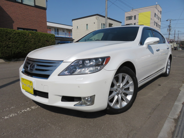 LS 600hL 4WD 中期 サンルーフ 黒革 プリクラッシュ