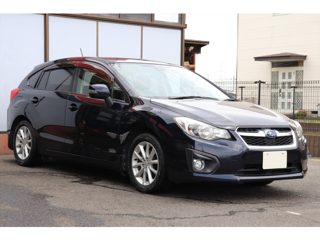インプレッサスポーツ 2.0 i アイサイト 4WD 修復歴無し 車検2年付き!!