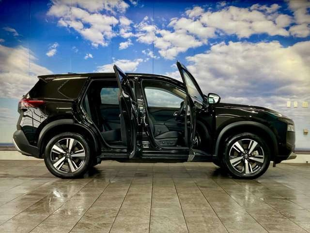 日産 エクストレイル 1.5 G e-4ORCE 4WD 禁煙車 ワンオーナー 夏冬
