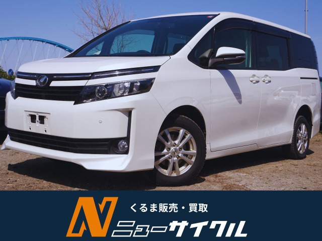 ヴォクシー 2.0 V 4WD 