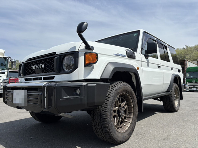 トヨタ ランドクルーザー70 