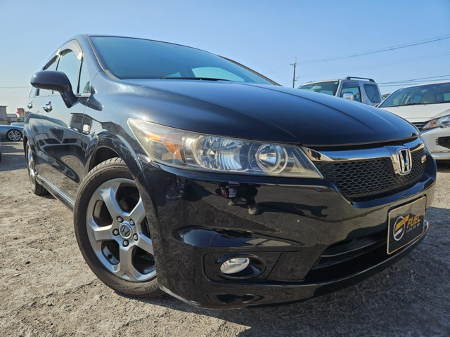 ストリーム 1.8 RSZ ワンオーナー ETC ナビ キーレス