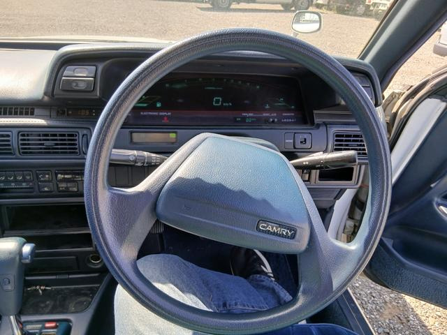 トヨタ カムリ 2.0 ZX オートマ の中古車詳細 (181,000km, ホワイト