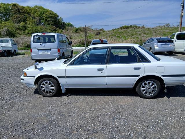 トヨタ カムリ 2.0 ZX オートマ の中古車詳細 (181,000km, ホワイト